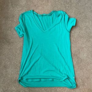 Lululemon T Shirt